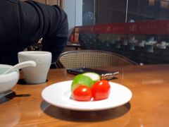 -志龙皇冠吃货椰子铺