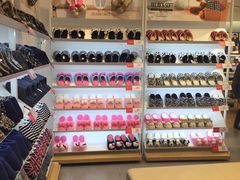 -hotwind热风(世纪东方广场店)