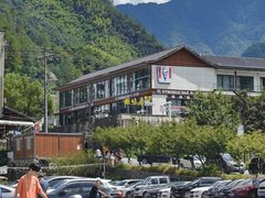 -安吉龙王山峡谷漂流