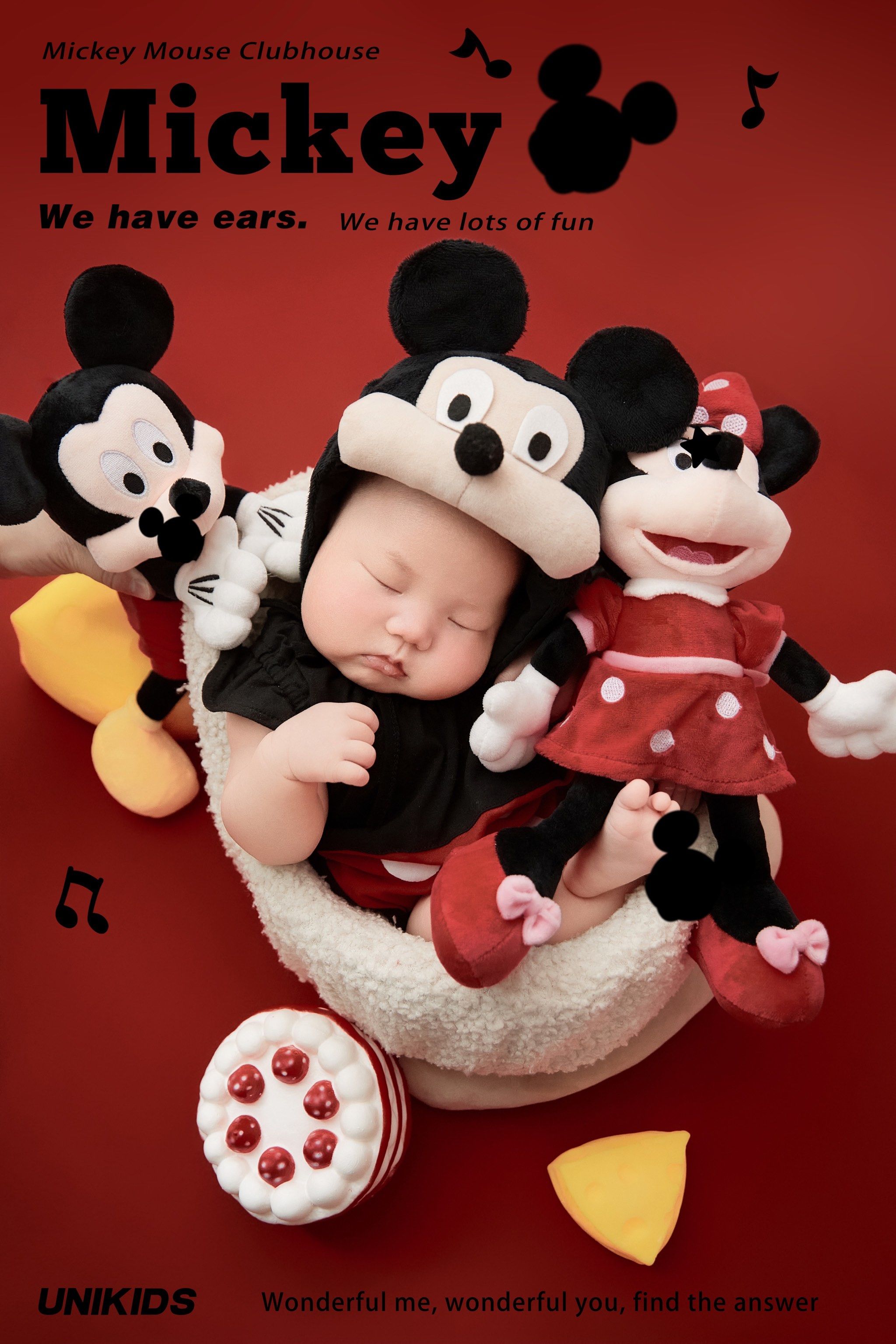 可爱米奇宝宝满月照