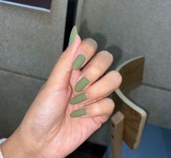 -小四撸猫美甲咖