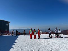 -浙东第一尖雪山欢乐谷