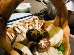 -捞王锅物料理(上海世茂广场店)