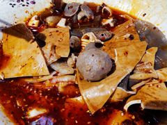 -八一路好吃街(雨田商务大厦店)