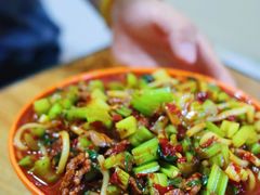 -玲玲米粉·新疆现炒米粉(大十字总店)