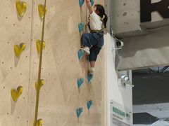 -ROCKPLUS攀岩馆(环宇城店)