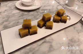 Red Bean Osmanthus Cake