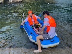 -安吉龙王山峡谷漂流
