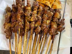 -巴汗羊肉串烧烤店