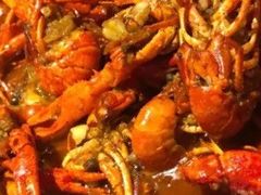 -红盔侠小龙虾(海宁银泰店)