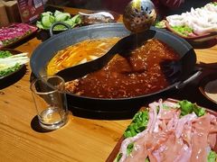 -壹兆圆重庆火锅手工炒底料(长白格林玫瑰湾店)