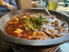 麻辣石锅鱼-都江堰石锅鱼