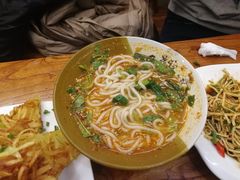 -滇香肴·云南菜蒸汽石锅鱼(云南北路店)