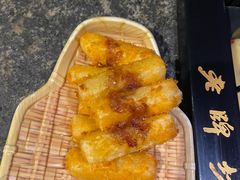 -老牌坊云南鱼豆花火锅(哈西万达店)