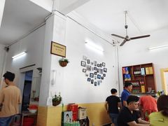 大堂-湘里湘亲饭店(闸坡店)