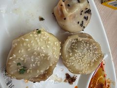 -小杨生煎(金山百联购物中心3楼店)