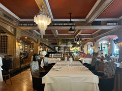 -火车头法国西餐厅