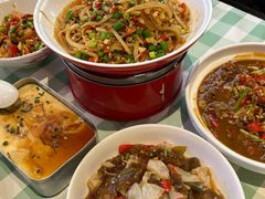 -彭耕记猪油炒小菜(吉联mall店)