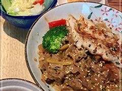 -POKEE VIA&Brunch·维娅(重庆来福士店)