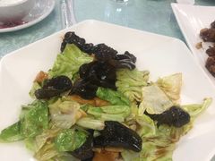 -六和聚传统烤鸭.天津菜(和平店)