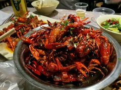 -巴厘龙虾·榜首油焖大虾(音乐学院·沿江酒馆店)