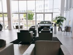 -上海冠松华奥奥迪4S店(张江店)