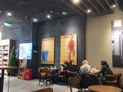 大堂-星巴克(大连柏威年店)