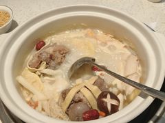-三人行骨头王火锅(长寿店)