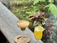 -Chom Cafe and Restaurant