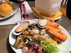 -飨食汇全日制餐厅·昆山皇冠假日酒店(九方店)