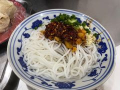 -高师傅特色米粉汤包(建设路店)