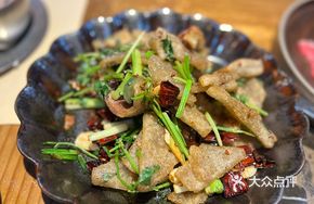 Dong Family Stir-Fried Fern Cake