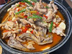 -昱龙大盆牛蛙馆(三兴街总店)