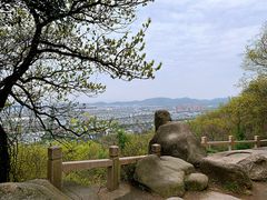-灵岩山风景区