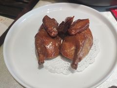 脆皮乳鸽-味可道美食坊(福基路店)