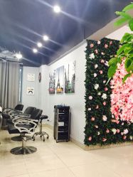 -Mix Boom Hair salon