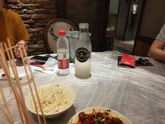 米酒-巴厘龙虾·榜首油焖大虾(音乐学院·沿江酒馆店)