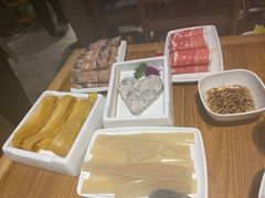 -傣妹火锅(罗宾森购物中心店)