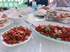 -日照大牌檔•小船海鲜(万平口店)