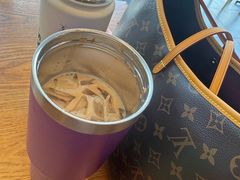 -星巴克(武汉江夏中百广场店)