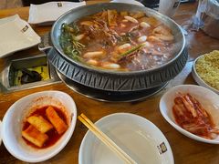 -喇喇排骨火锅·传统韩式脊骨汤(望京西园总店)