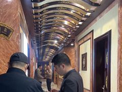-皇宫大酒店