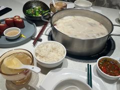 -煲王粤菜餐厅(中侨中心店)