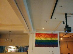 -Mx.cocktail bar
