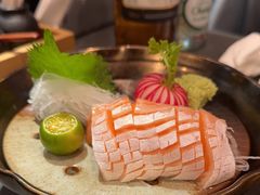 -吉屋·炭烧酒场·秋冬功夫奶汁河豚鱼锅