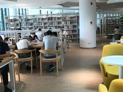 -广州市白云区图书馆