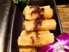 -老牌坊云南鱼豆花火锅(爱建店)