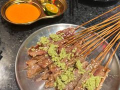 -何妹湿辣牛肉·粤式烧烤砂煲(桂雅路店)