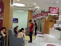 -雅悦齿科(顾村公园店)