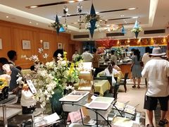 -安徽饭店·白鹭阁自助餐厅(梅山路店)